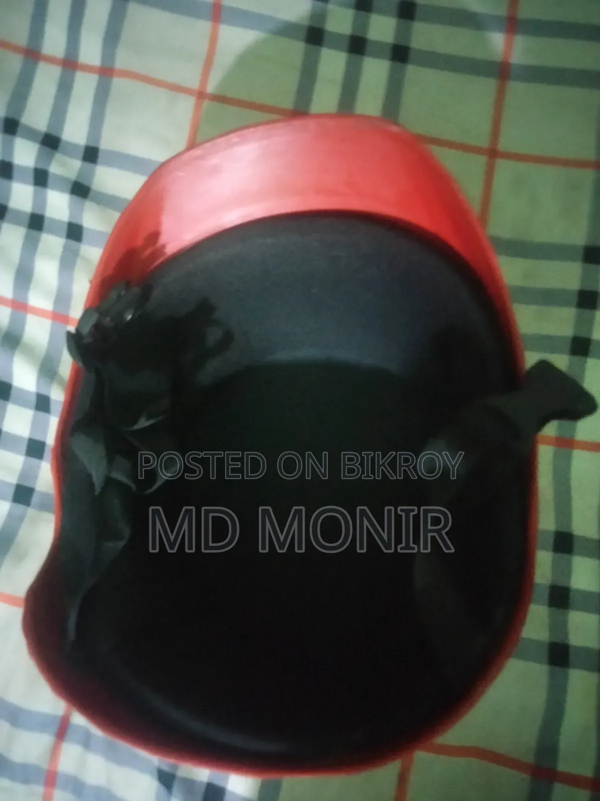 লাল হেলমেট বিক্রির জন্য