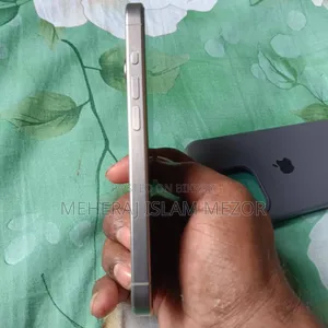 Apple iPhone 15 Pro 128 GB Silver