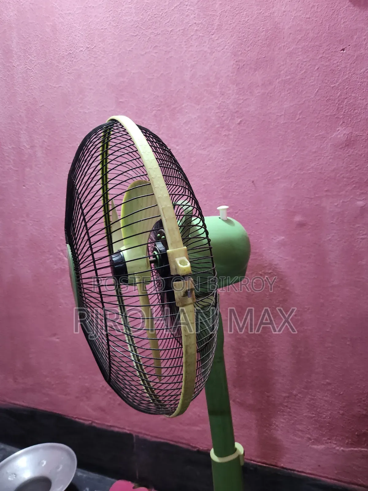 Long Stan Tabil Fan