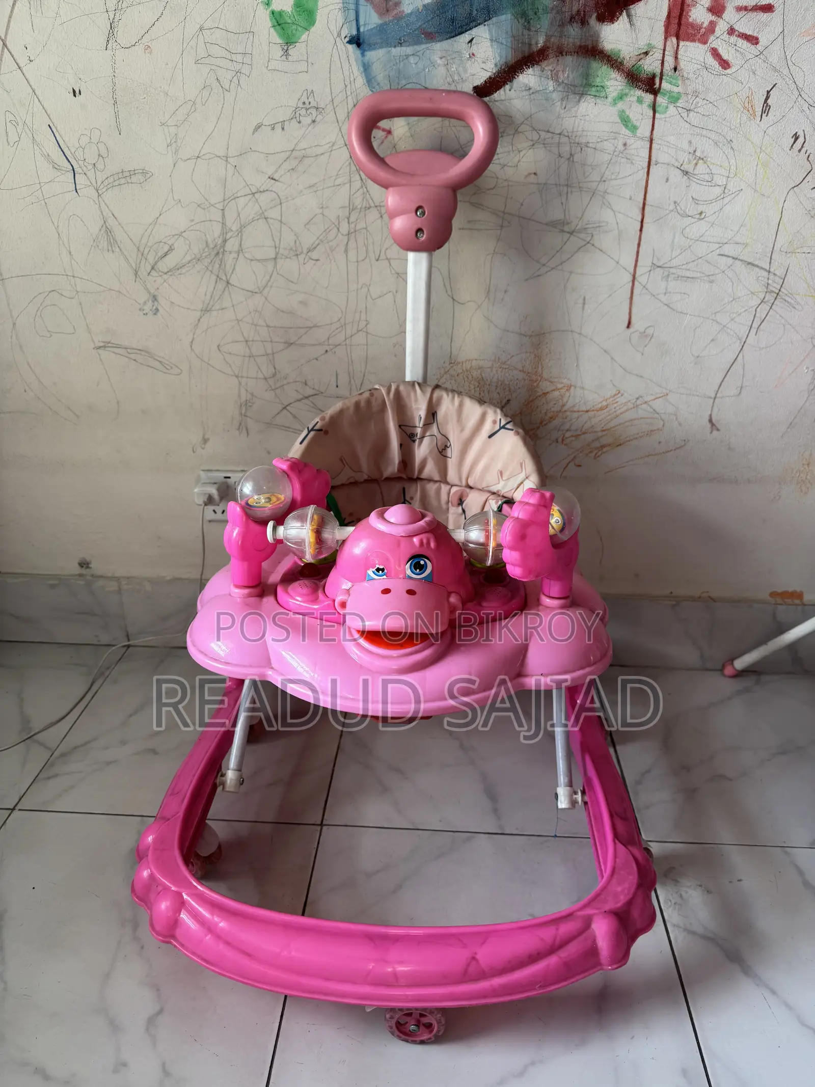 ব্যবহৃত বেবি ওয়াকার বিক্রয় হবে