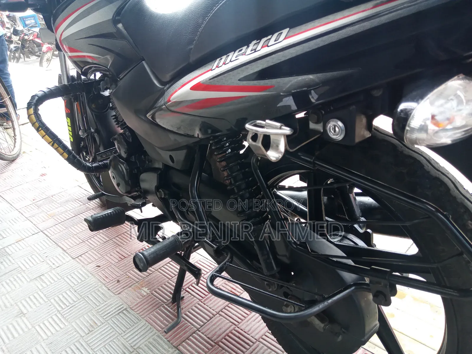TVS Metro 2022 Black