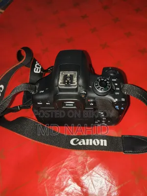 Canon 750d Battery 2 Pieces. New Condition