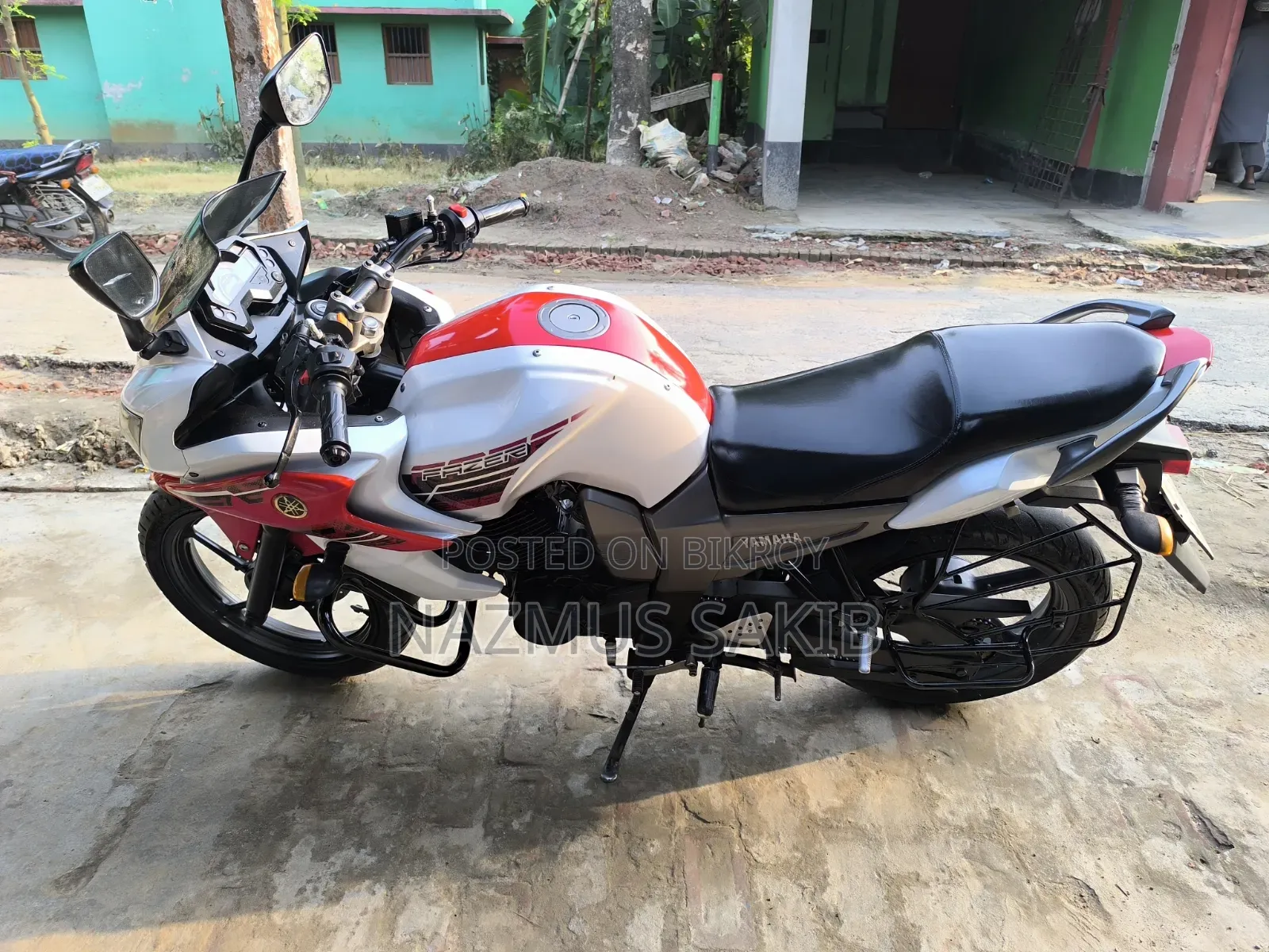 Yamaha YZF-R 2015 White