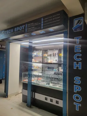 Mobile Shop Furniture