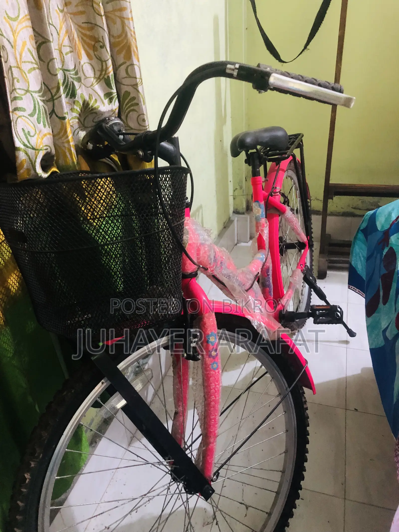 ব্র্যান্ড নিউ সাইকেল
