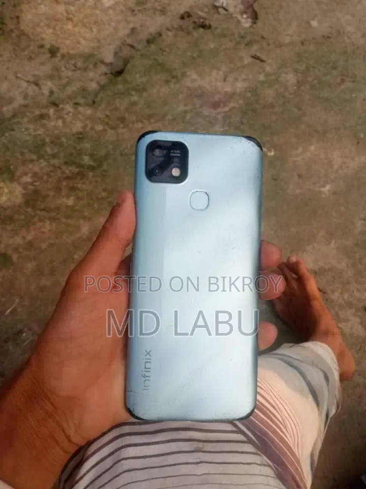 Infinix Hot 11i 32 GB Blue