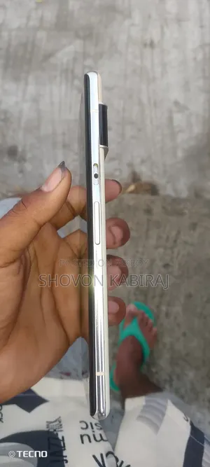 নতুন গুগল পিক্সেল ৬ প্রো ১২৮ জিবি গোল্ড