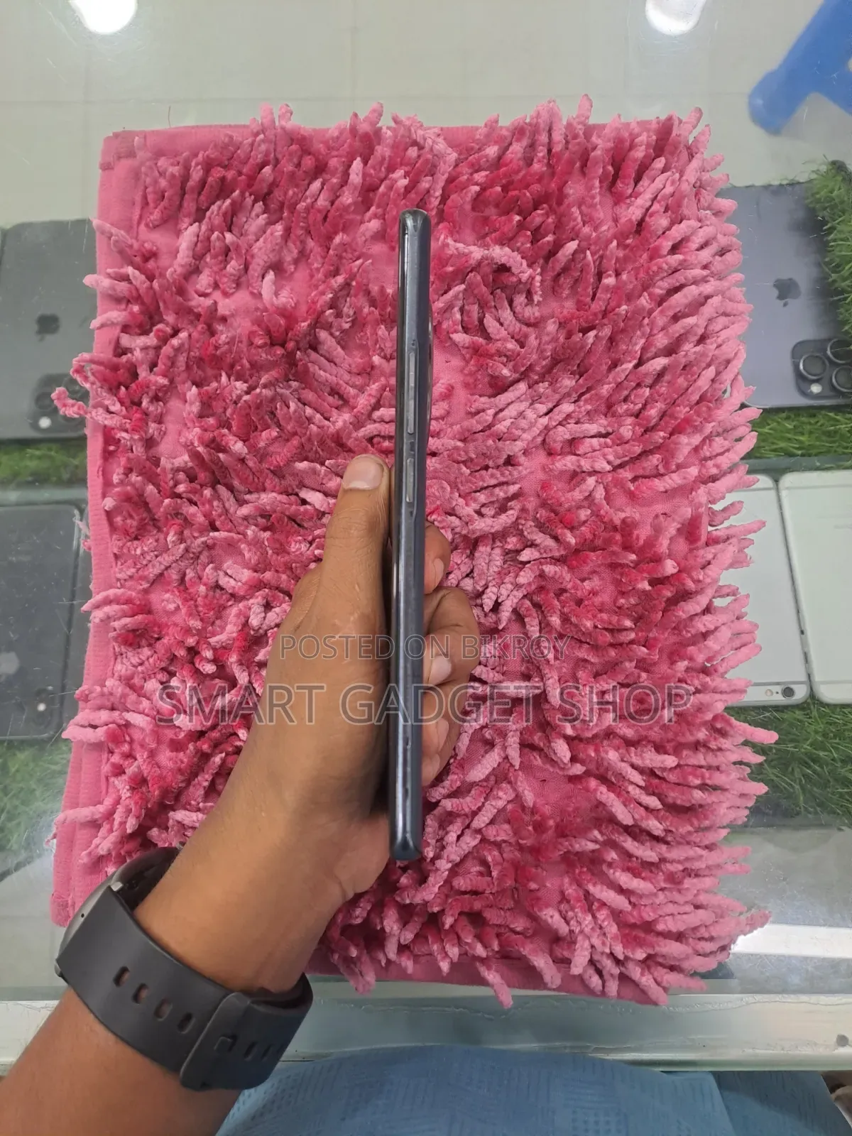 Realme 128 GB Blue