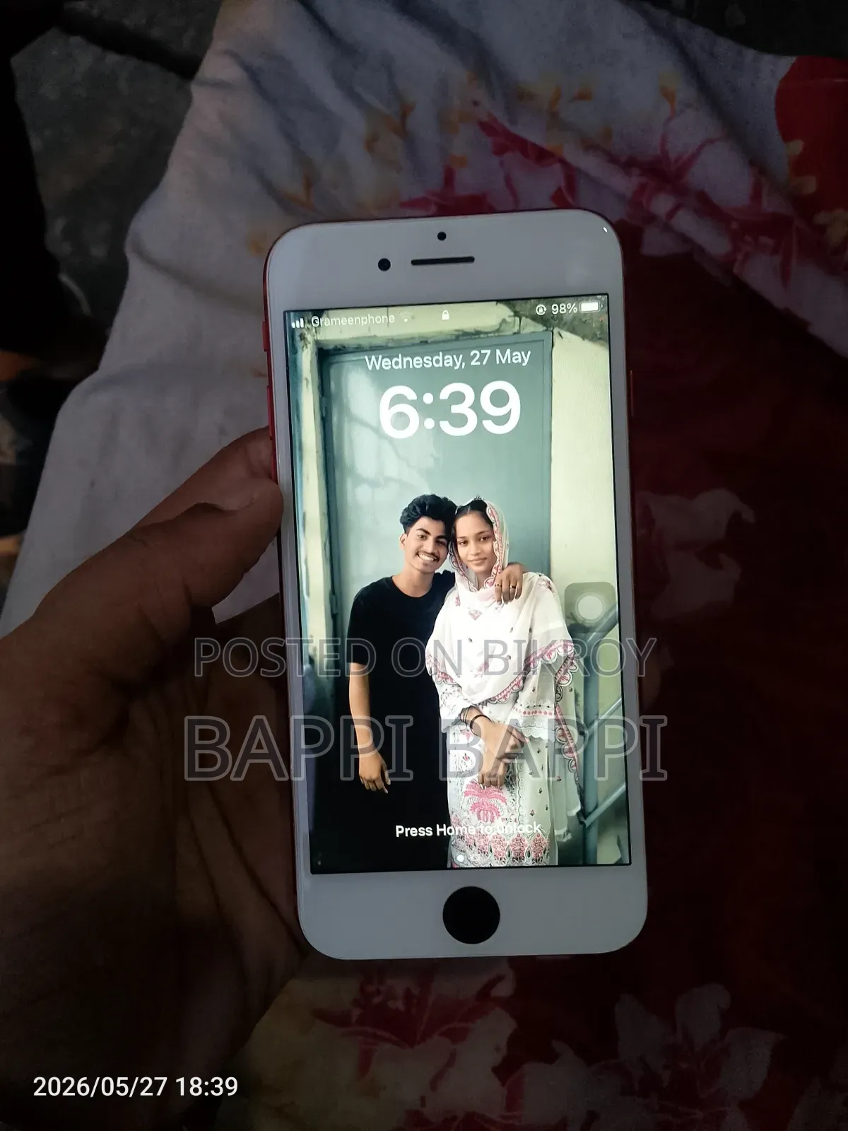 New Apple iPhone 8 256 GB Red