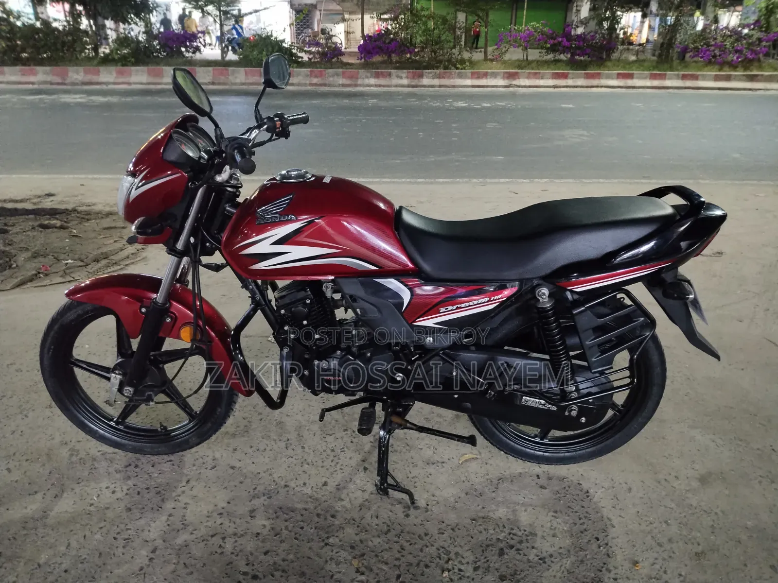 Honda 2022 Red