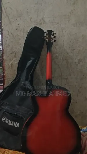 Selling guitar because I need money urgently