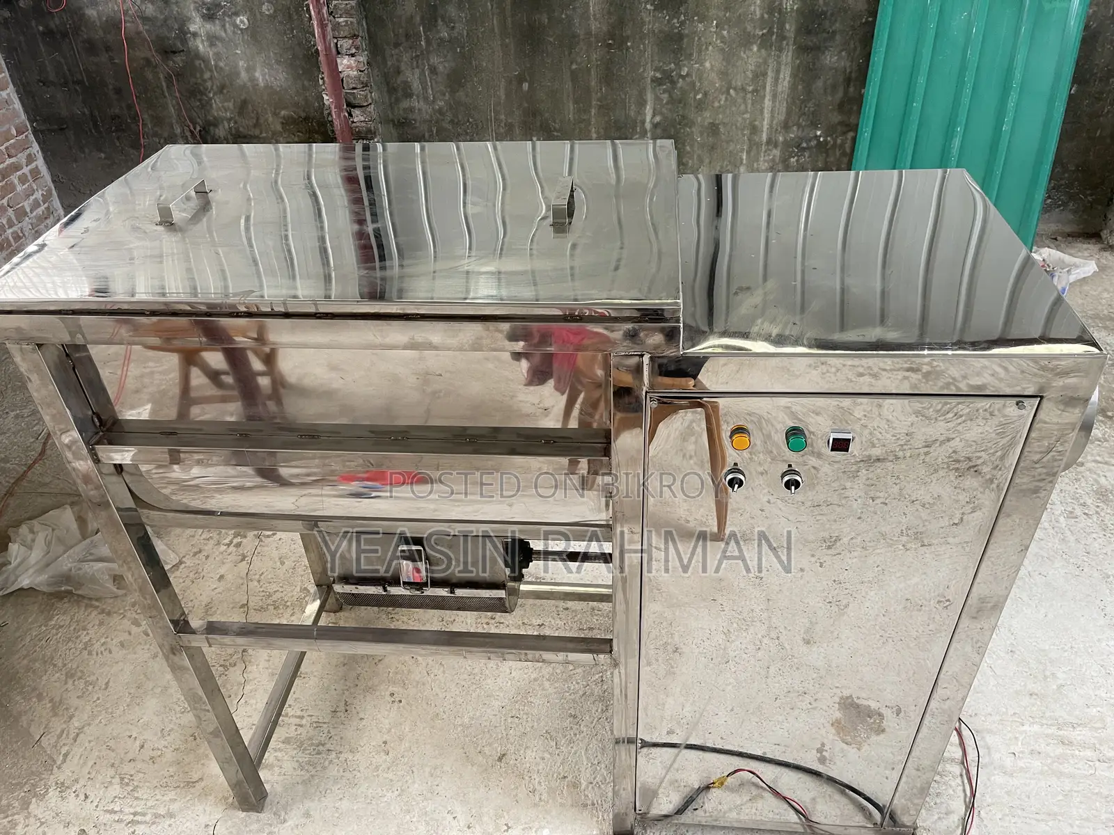 Detergent Mixer Machine, used only 8 times.