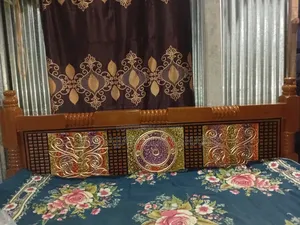The bed is very good