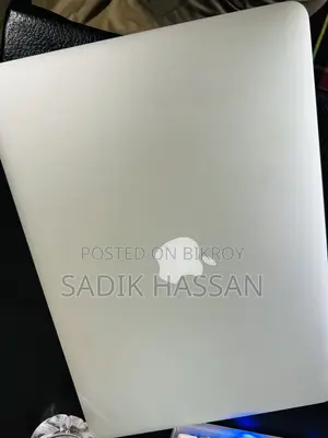 New Laptop Apple MacBook Air 2017 8GB Intel Core I5 eMMC 128GB