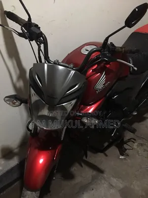 Honda CB 2017 Red