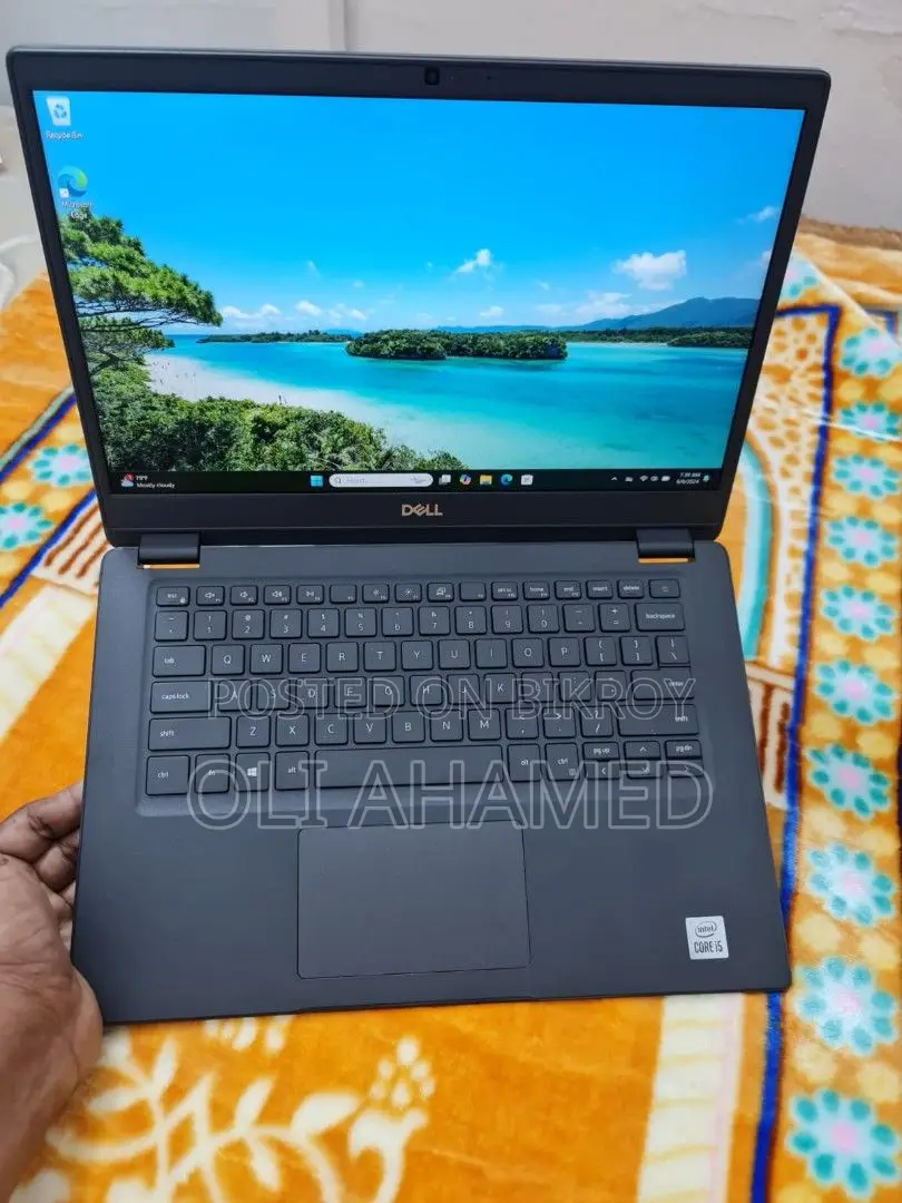 Laptop Dell 3GB Intel SSD 256GB