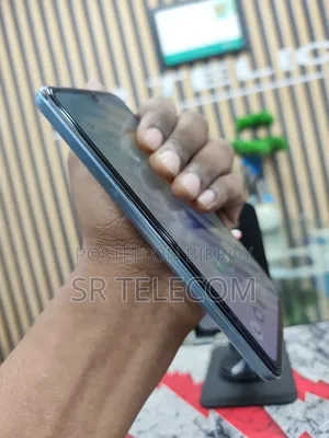 Vivo Y75 128 GB