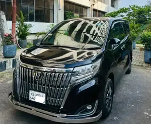 Toyota Noah 2.0 FWD (8 Seater) 2019 Black