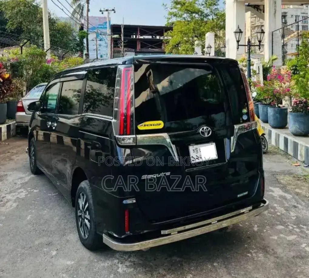 Toyota Noah 2.0 FWD (8 Seater) 2019 Black