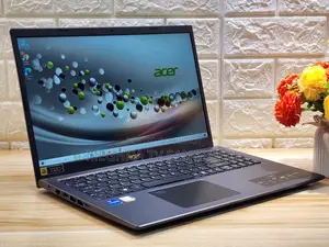 ল্যাপটপ Acer 8GB AMD Ryzen SSD 512GB