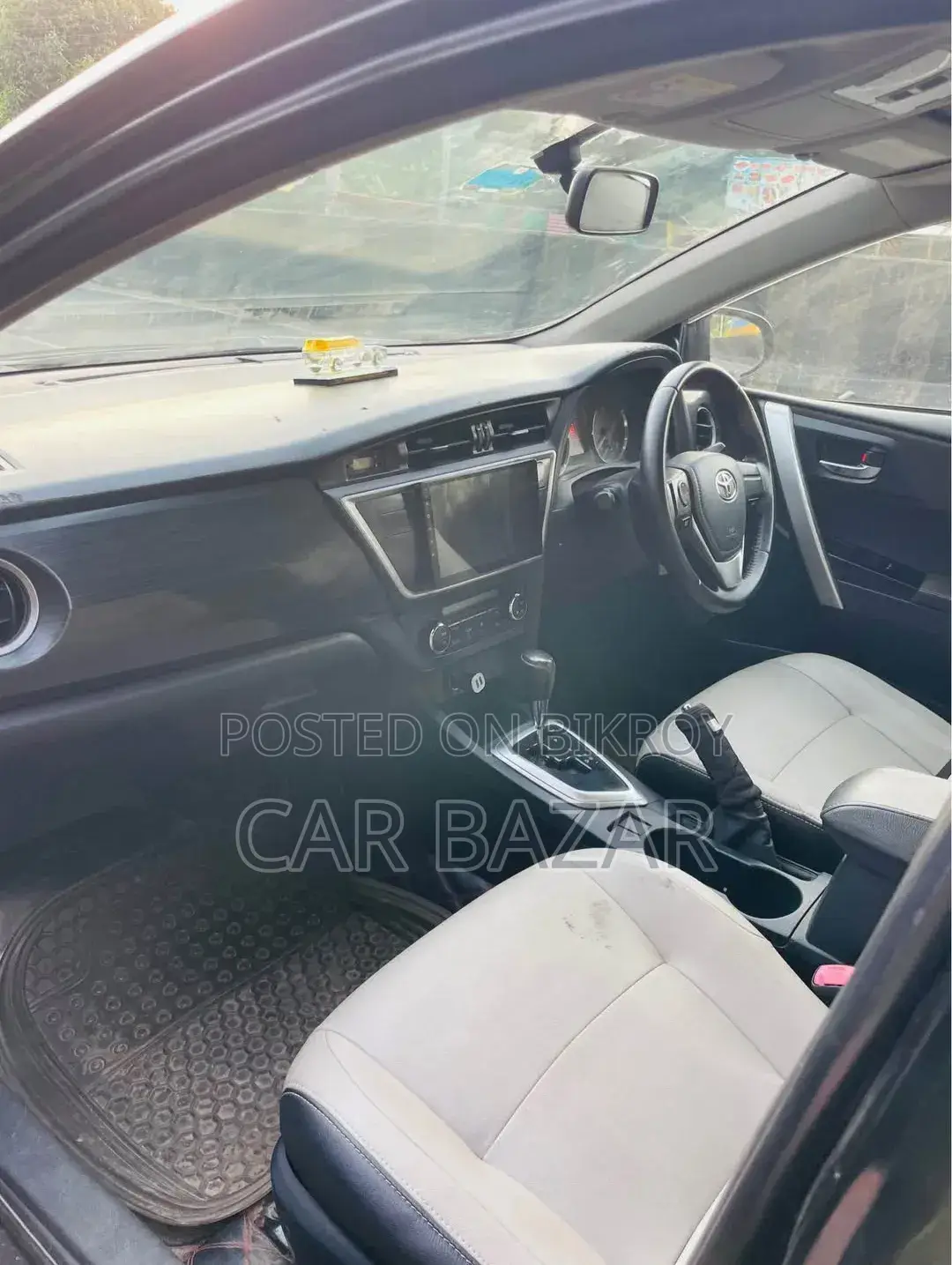 Toyota Auris 2014 Black