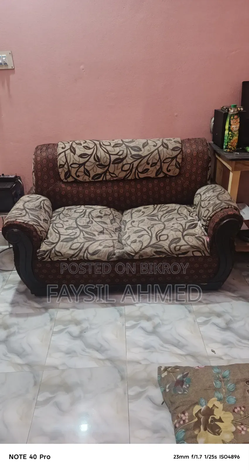 Three-seater sofa for sale