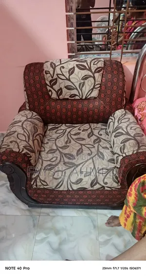 Three-seater sofa for sale