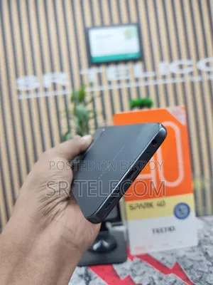 Tecno Spark 40 128 GB Gray