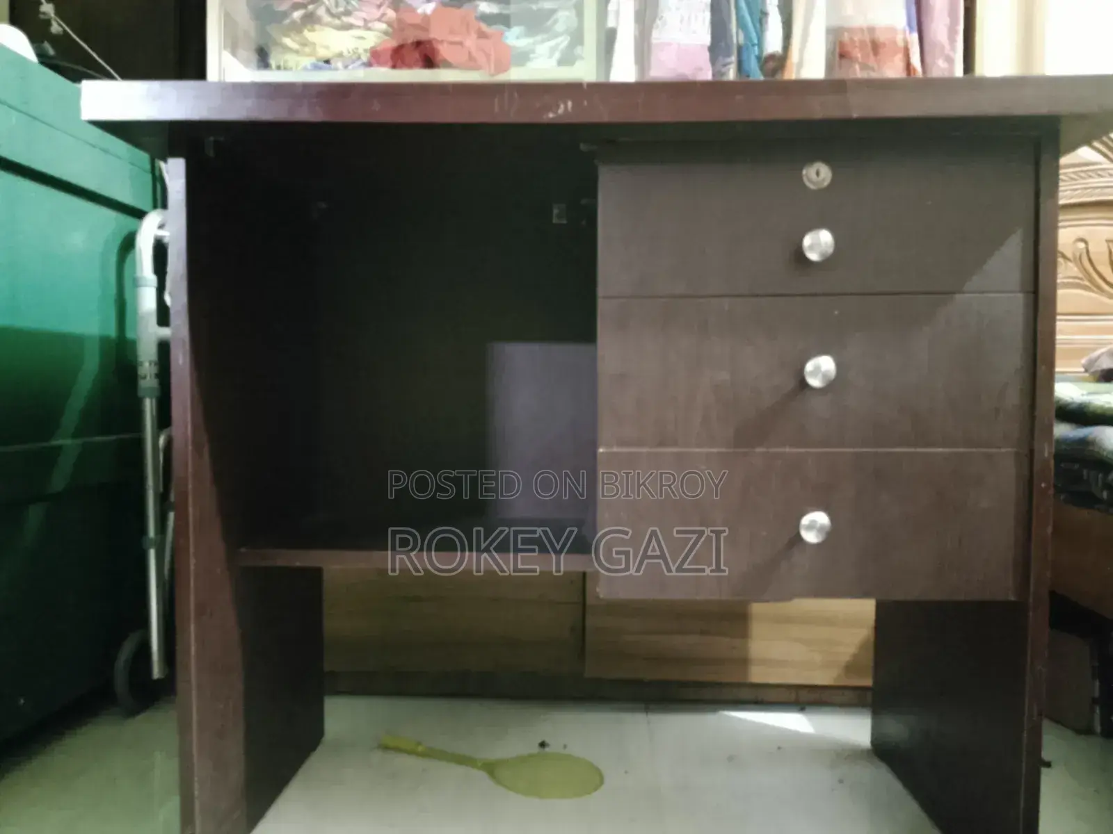 Office Desk Table