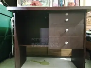 Office Desk Table