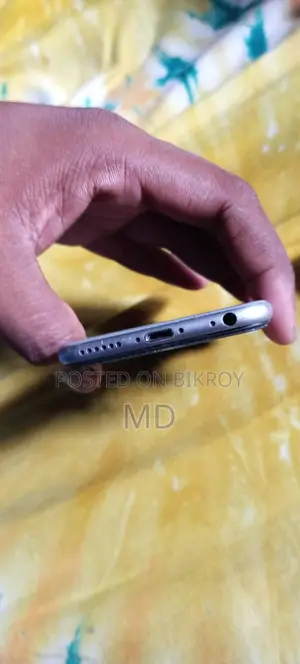 Apple iPhone 6s 32 GB Silver