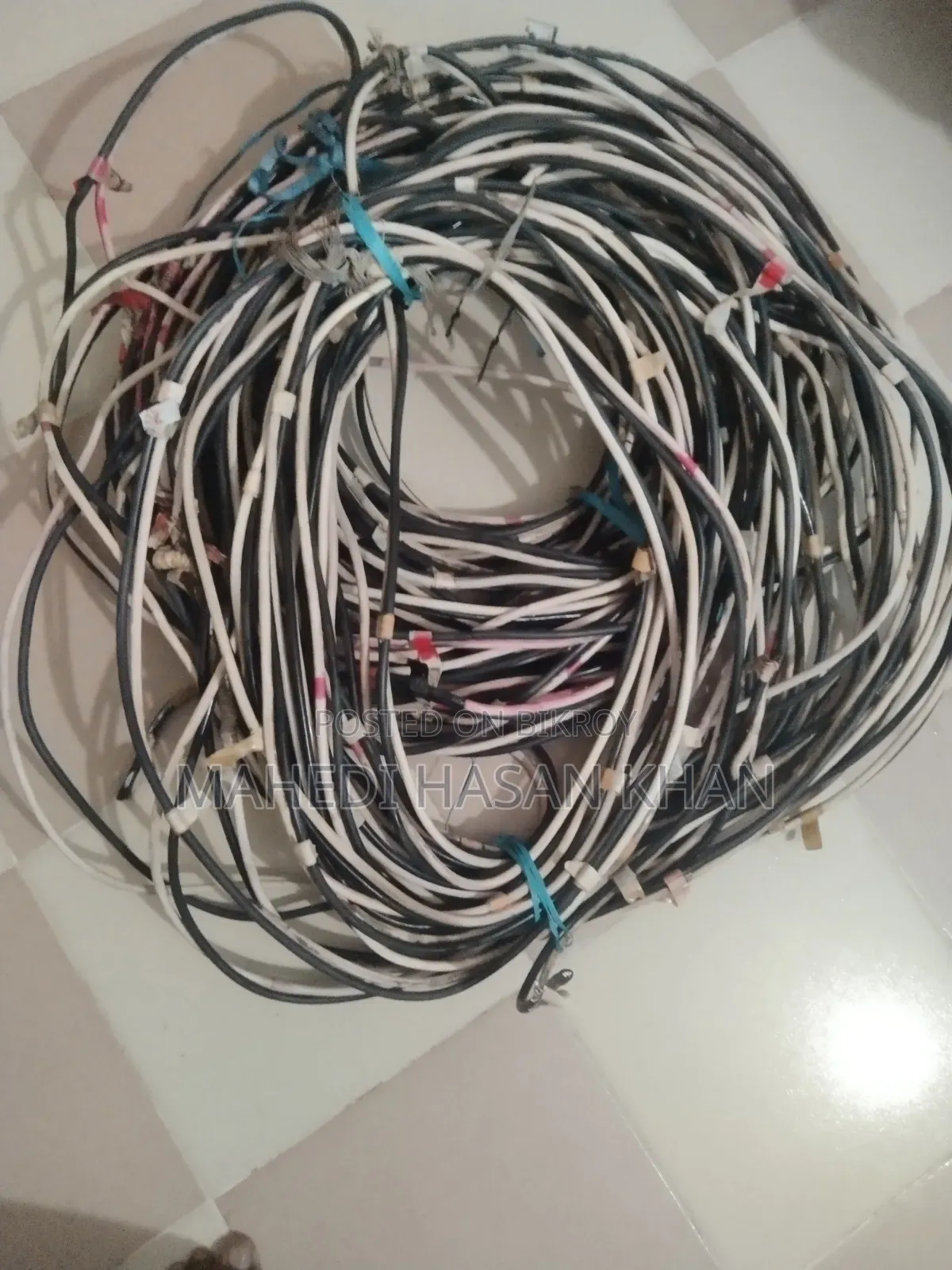 Electric wire. 7/20