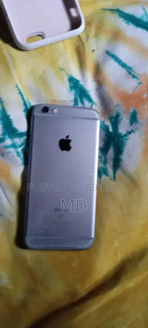 Apple iPhone 6s 32 GB Silver