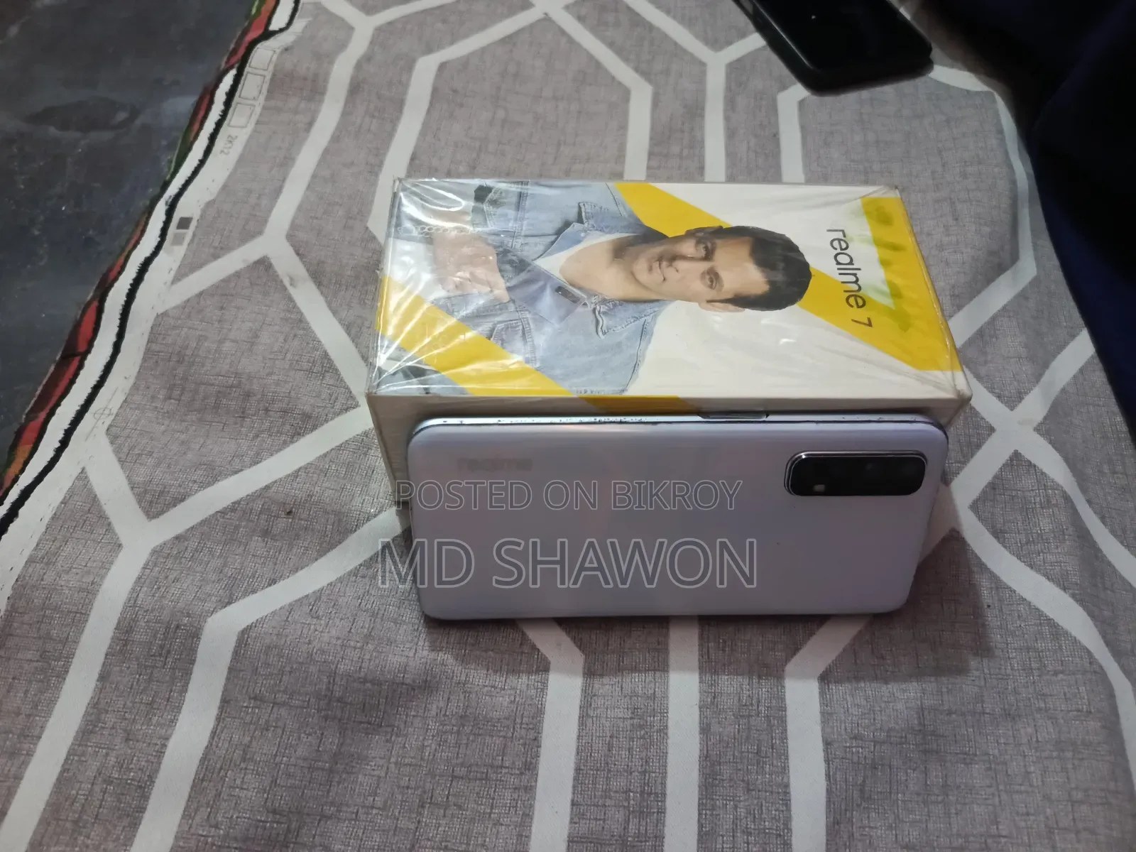Realme 256 GB White