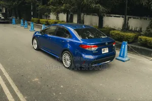 Toyota Corolla 2020 Blue