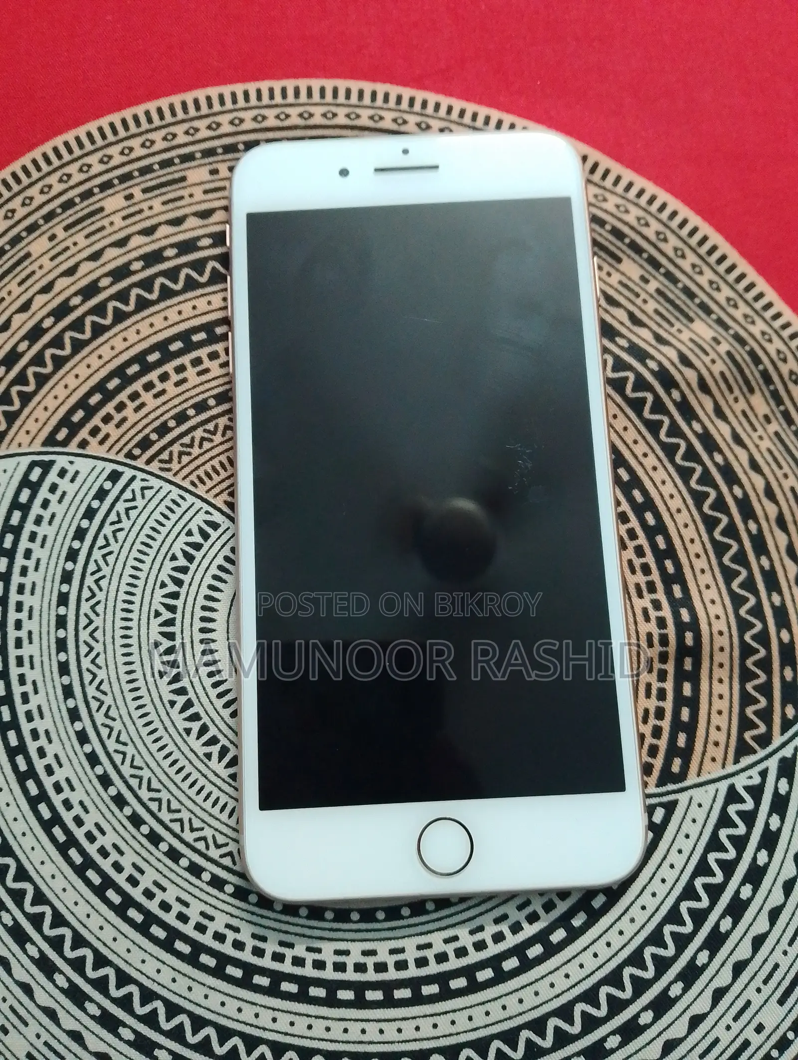Apple iPhone 8 Plus 64 GB Gold