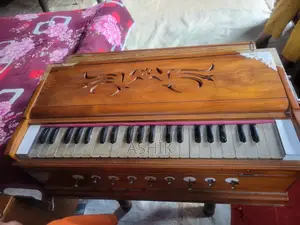 Personal Used Harmonium
