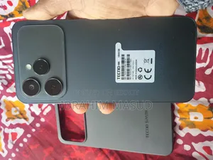 Tecno Spark 40 128 GB Black