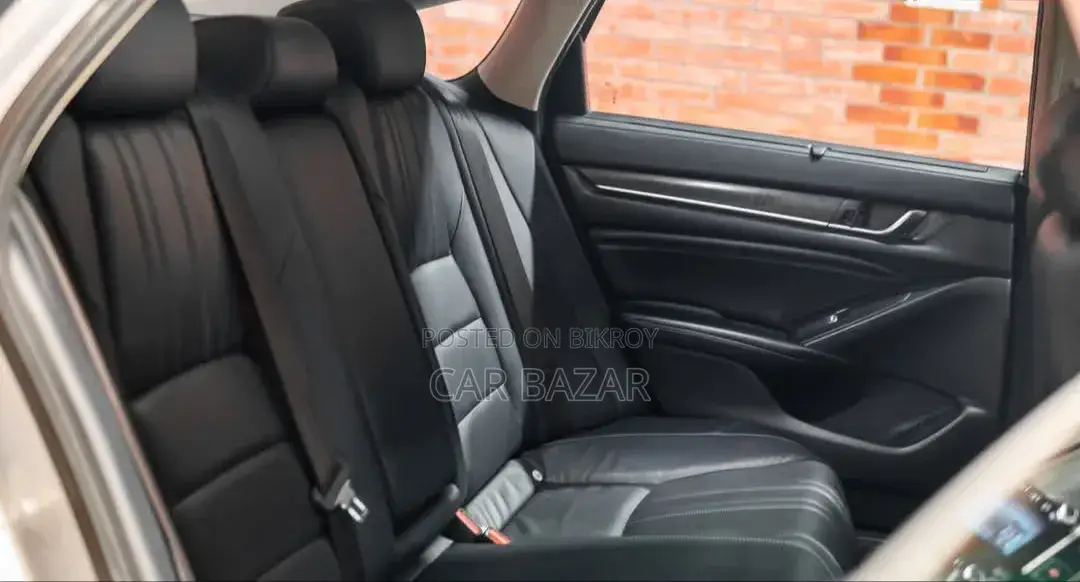 Honda Accord Sport (1.5L 4cyl Turbo CVT) 2019 Silver