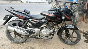 Bajaj Pulsar 180 2015 Black