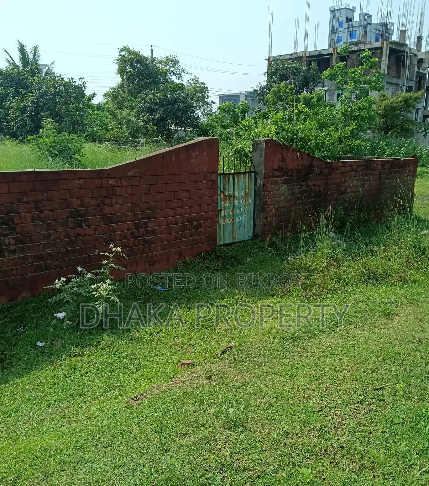 30ft Road 3 Katha Park East at Sector-17/F