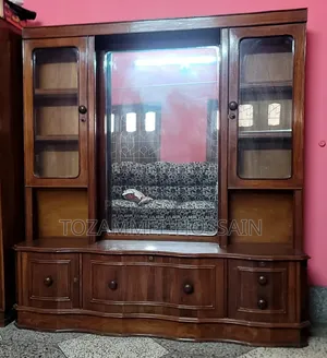 রাজকীয় ডিজাইনের প্রিমিয়াম কাঠের ড্রেসিং টেবিল বিক্রি হবে