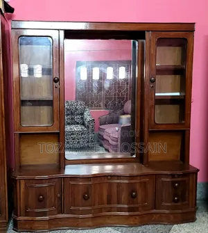 রাজকীয় ডিজাইনের প্রিমিয়াম কাঠের ড্রেসিং টেবিল বিক্রি হবে
