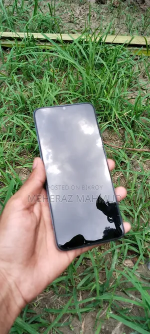 New Oppo A18 64 GB Blue