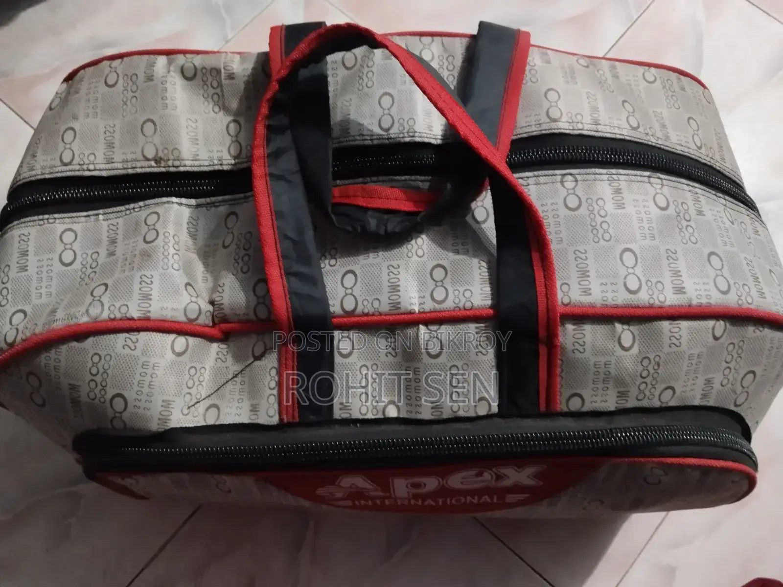 Apex International Travel Bag