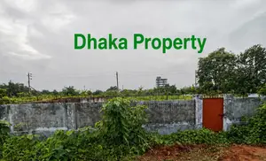 150ft Expressway 3 Katha South at Sector-28