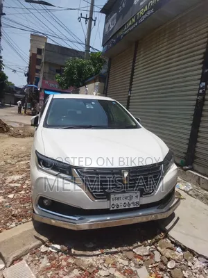 Toyota Premio 1.5 FWD 2018 Pearl