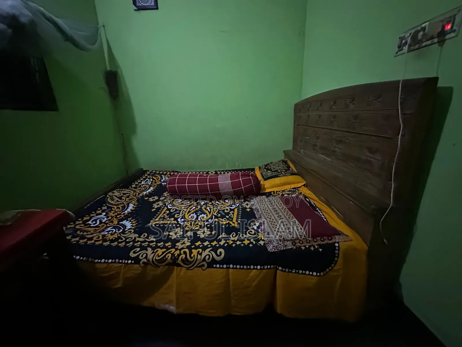 খাট ৫/৬ ফিট
