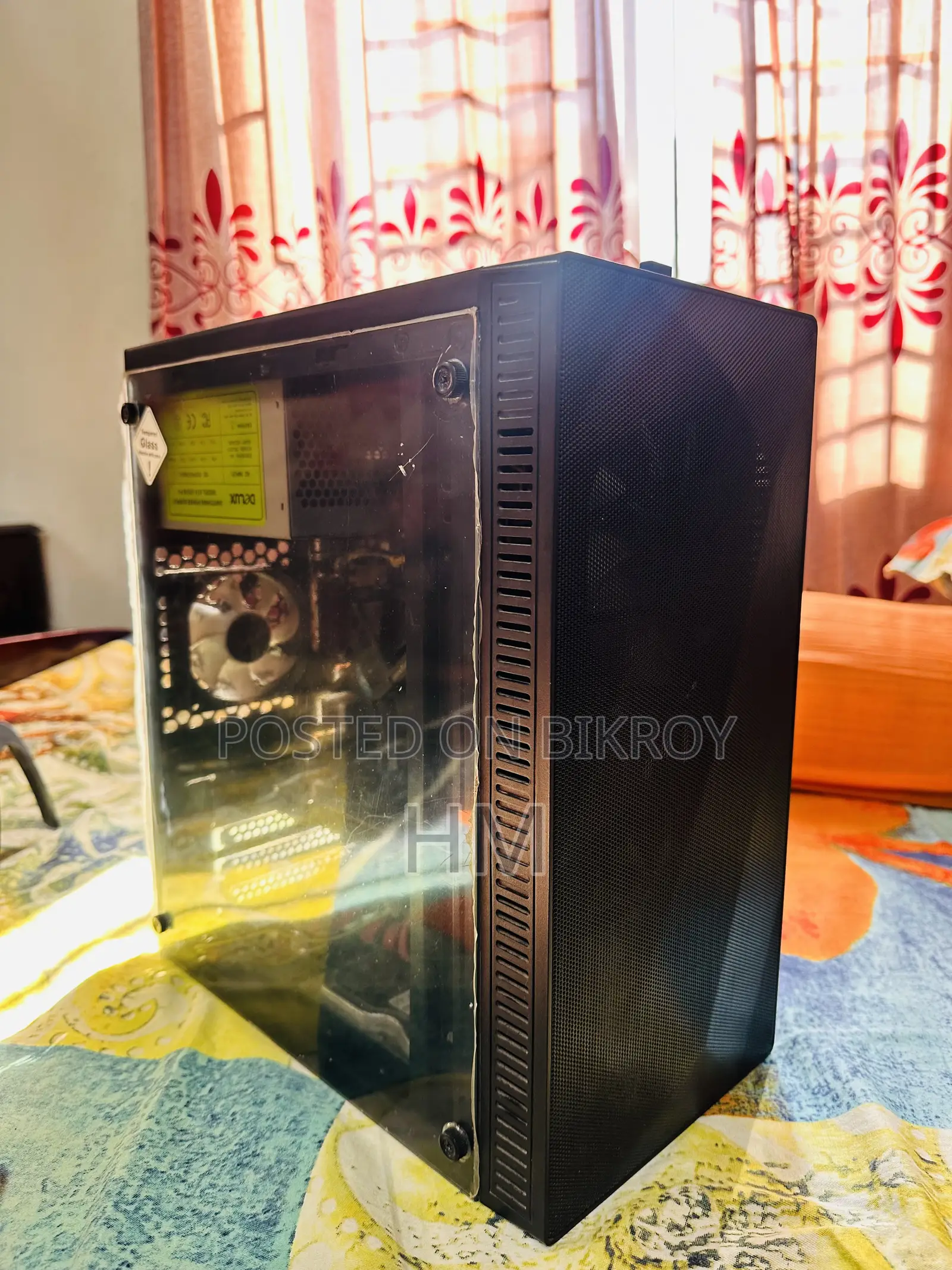 ডেস্কটপ কম্পিউটার গিগাবাইট GB-BSi3HA-6100 ৮জিবি ইন্টেল কোর আই৩ এসএসডি ৫১২জিবি