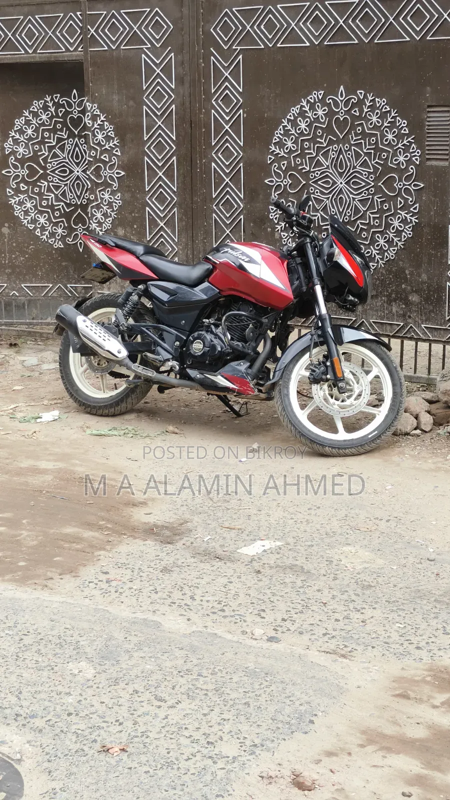 Bajaj Pulsar 150 2021 Pink